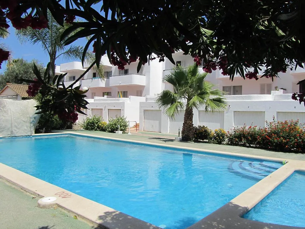 ** Otel Apartamentos Diana Port de Alcudia  İspanya