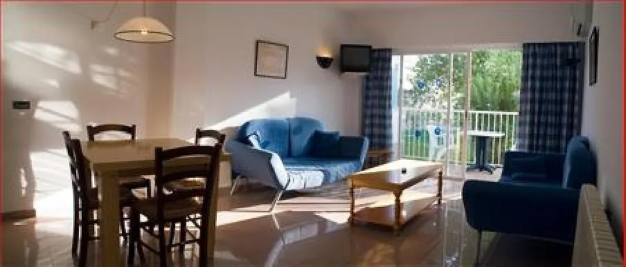 Apartamentos Diana Port de Alcudia  İspanya